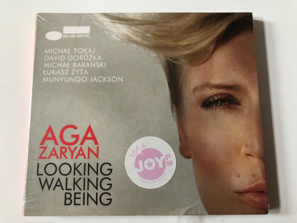 Aga Zaryan – Looking Walking Being / Michał Tokaj, David Dorůžka, Michał Baranski, Łukasz Żyta, Munyungo Jackson / Blue Note Audio CD 2011 / 5099963139020