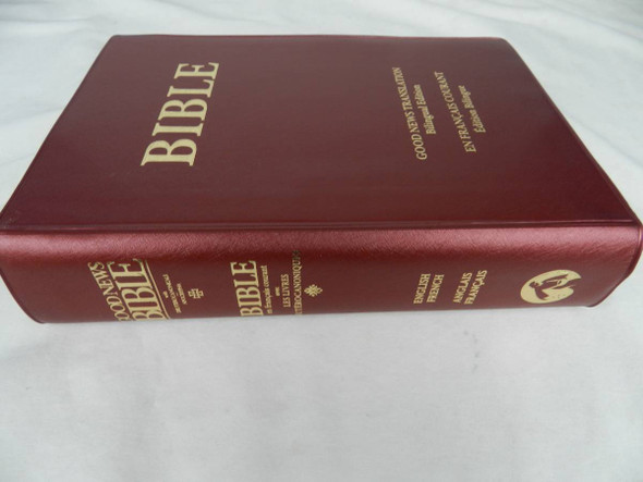 French–English Bilingual Catholic Bible with Deuterocanonical Books / avec les livres deuterocanoniques