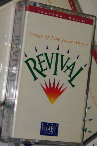 Songs of Fire from Above Revival / Hosanna! Music Live Praise and Worship 1997 Audio Cassette (000768114940)