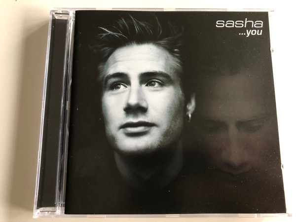 Sasha ... you / Let me be the One, Love Is all around, Take Good Care, Pretty Thing, Reach Inside / Produced by Michael B. & di Lorenzo / Audio CD 2000 / 8573 82727-2 / WE833 (685738272723)