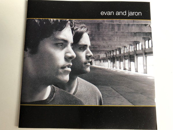 Evan and Jaron / Outerspace, Ready Or Not, The Distance, Pick up the Phone / Audio CD 2000 / Columbia Records / Col 5018102 (5099750181027)