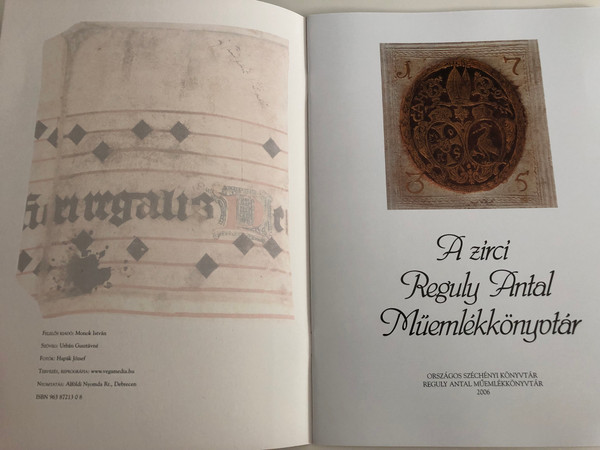 A zirci Reguly Antal Műemlékkönyvtár by Urbán Gusztávné / Hungarian language book presenting the Antal Reguly Historic library in Zirc 