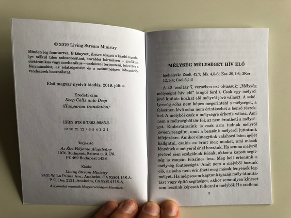 Mélység mélységet hív elő - Deep Calls unto Deep by Watchman Nee / Hungarian Language Edition (9780736399852)