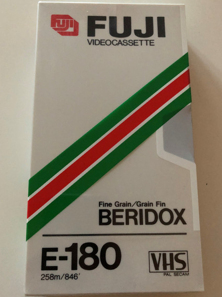 Fuji E-180 videocassette PAL - SECAM VHS / Fine Grain / Grain Fin BERIDOX / 258m / 846' (4902520003935.)