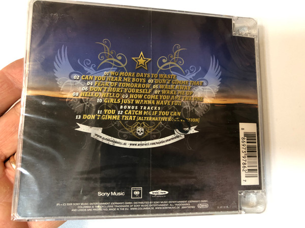 Aloha From Hell ‎– No More Days To Waste / Das Album Der Newcomer Des Jahres/ Inkl. Der Hit-Singles Don't Gimme That und Walk Away / Auch Als Limitierte Fan-Edition Im Digipak Mit Extra-Poster Erhaltlich! / Sony Music ‎Audio CD 2009 / 88697397862