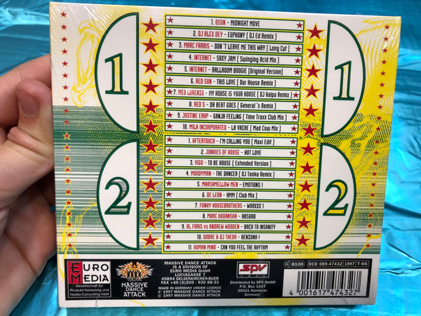 Kickin' House Tunes 2 / Oson, Justine Eaap, Milk Incorporated, Aftertouch, Red 5, Moodyman / Compiled & Mixed by Dj Andy H. & Daniel M. / 21 Kickin' House Traxx Inside / Massive Dance Attack 2x Audio CD 1997 / DCD 089-4743