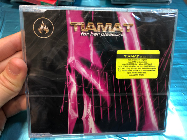 Tiamat – For Her Pleasure / Tiamat on tour 1999: 23.11. - Stuttgart: Longhorn, 24.11. - Paris: La Locomotive, 25.11. - Bochum: Zeche, 26.11. - Gent: Vooruit, 27.11. - Den Bosch: Willem 2 / Century Media Audio CD 1999 / 77281-3