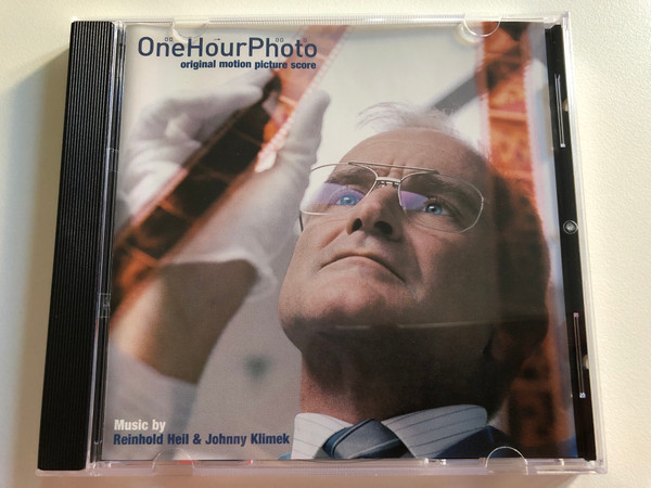 One Hour Photo (Original Motion Picture Score) - Music by Reinhold Heil & Johnny Klimek / Colosseum Audio CD 2002 / CST 8088.2