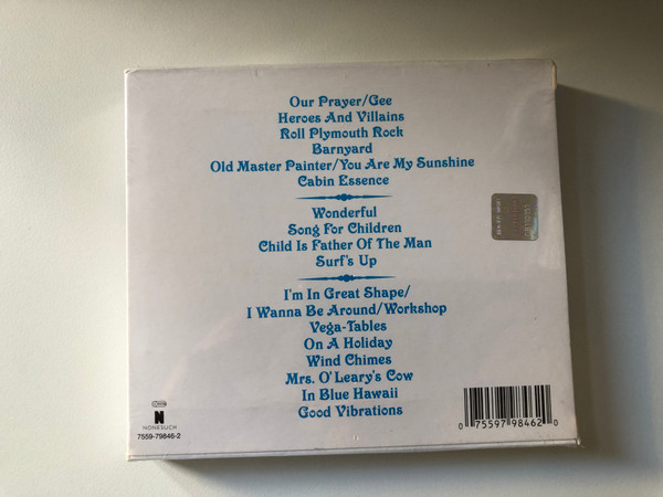 Brian Wilson Presents - Smile / Finally Completed In This All-New Studio Recording, includes ''Good Vibraions'' and ''Heroes and Villians'' / Nonesuch Audio CD / 7559-79846-2