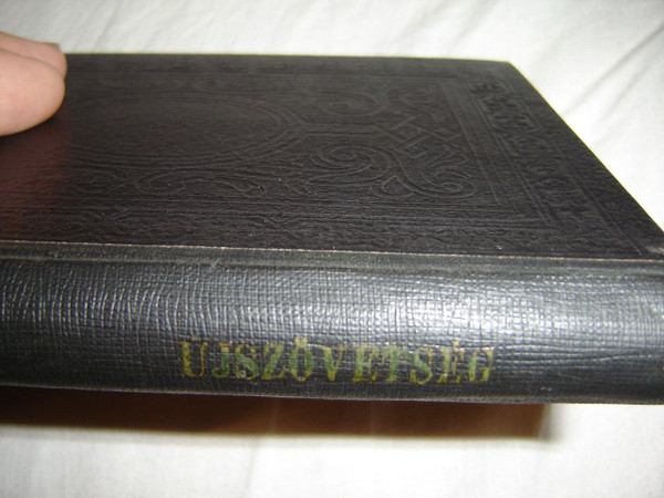 Hungarian New Testament from 1956 with refrences / Ujszovetseg 1956 Probakiadas / Karolyi Gaspar