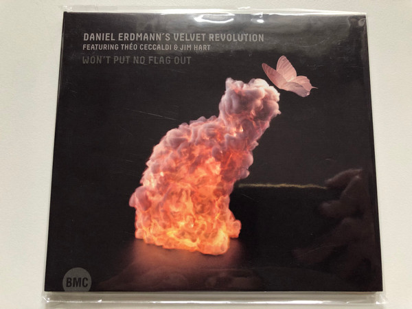 Daniel Erdmann's Velvet Revolution Featuring Théo Ceccaldi & Jim Hart – Won't Put No Flag Out / Budapest Music Center Records Audio CD 2019 / BMC CD 282