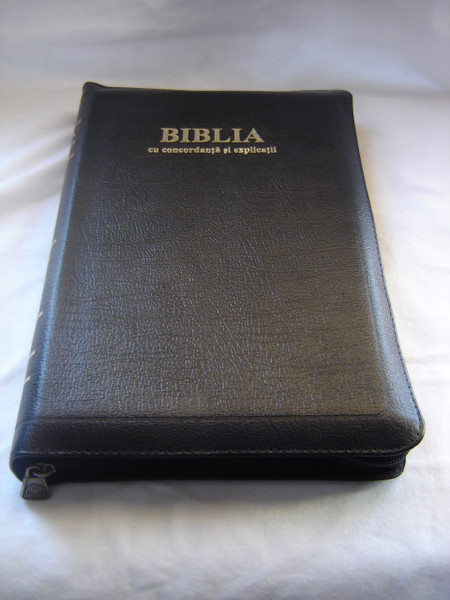 Romanian Bible with Concordance / Genuine Leather, Zipper and Thumb Index / Biblia cu concordanta si explicatii