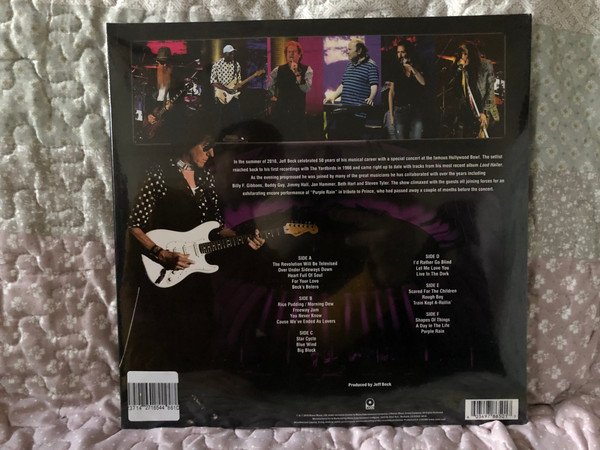 Jeff Beck – Live At The Hollywood Bowl / With Special Guests: Billy F. Gibbons, Buddy Guy, Jimmy Hall, Jan Hammer, Beth Hart & Steven Tyler / ATCO Records 3x LP 2018 / 603497865017