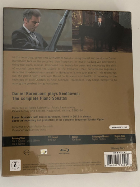 Complete Piano Sonatas Nos 1-32 3 Blu-ray DVD Set/ METROPOLITAN MUNICH / Daniel Barenboim / Recorded at Palais Lobkowitz. Palais Rasumowsky / Palais Kinsky and Schloss Hetzendorf, Vienna 1983-84 / Blu-ray (880242664242)