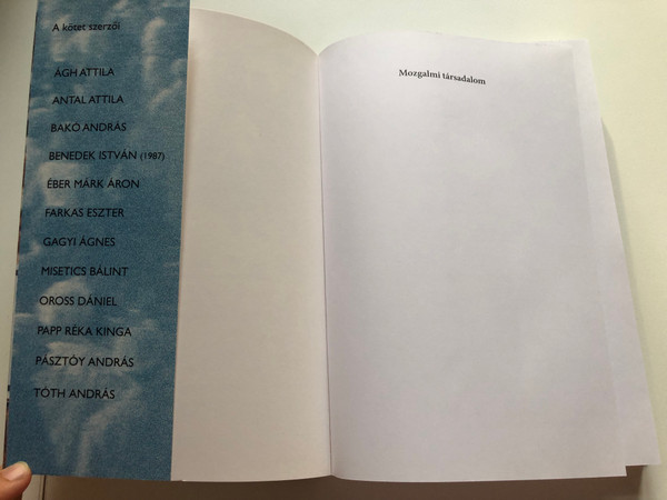 MOZGALMI TÁRSADALOM  Noran-Libro Kiadó 2018  Paperback (9786155761508)