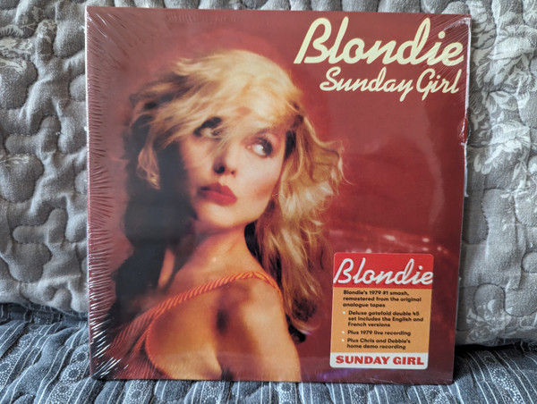 Blondie – Sunday Girl / Blondie's 1979 #1 smash, remastered from the original analogue tapes. Deluxe gatefold double 45 set includes the English and French versions; Plus 1979 live recording / UMC 2x LP 2021 / 5393433