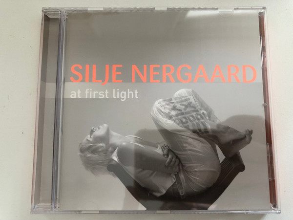 Silje Nergaard - At First Light / Universal Music Audio CD 2001 / 014 748-2