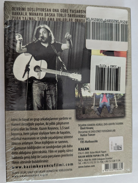 Şarkılarla Geçtim Aranızdan (Kazım Koyuncu) / DESIGN-CAMERA-EDIT, DVD-GRAPHIC DESIGN Ümit Kıvanç / FRONT COVER AND DVD LABEL PHOTOS Hatice Tuncer / DVD (8691834008380)