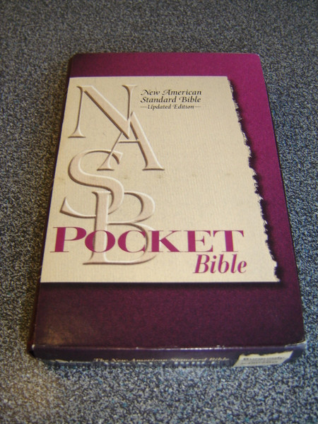 NASB Pocket Bible '95 / Words of Christ with Red / Burgundy Bonded Leather with Snap-Flap, Golden Edges / S490FBG