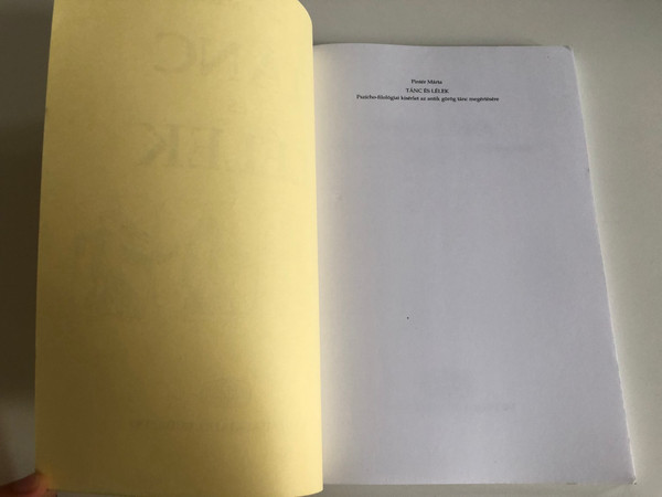 Pintér Márta - Tánc és lélek / Pszicho-filológiai kísérlet az antik görög tánc megértésére / AKADÉMIAI KIADÓ, BUDAPEST / Paperback (9789630578202)