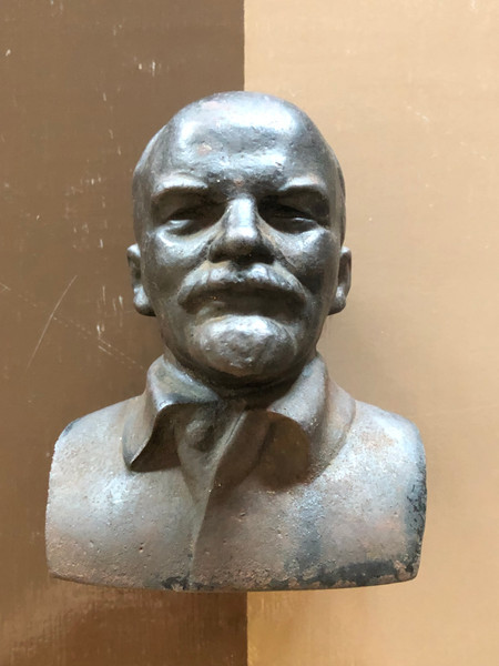 Cast Iron Bust of Vladimir Lenin — Kusa Foundry, 1975 (USSR) (IronBustVladimirLenin)