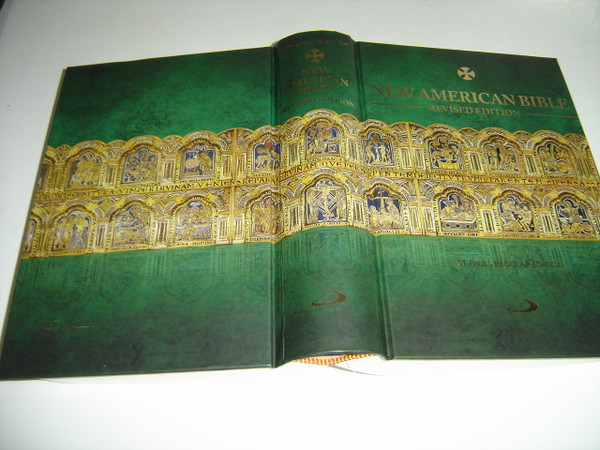 New American Bible Catholic Revised Edition / Beautiful Special Limited Edition Cover / On the Cover: Altar Piece from Klasterneuburg, Germany / Thumb Indexed Beautiful Bible