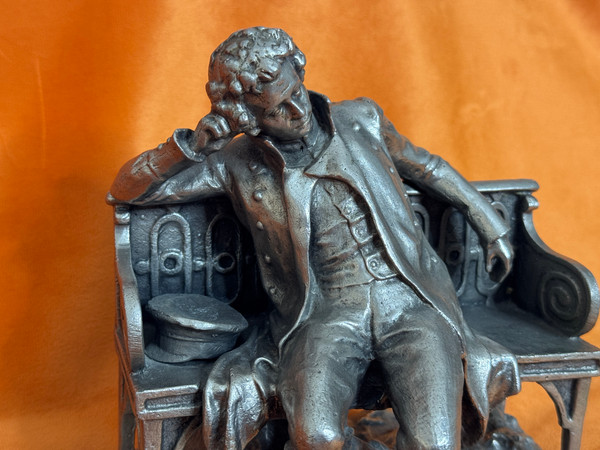 Monument Skulptura Alexander Pushkin on Bench Cast Metal Figurine (PushkinonBenchFigurine)
