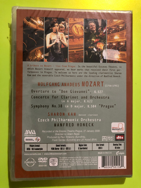 EuroArts: Mozart — A Mozart Gala from Prague, Sharon Kam, Czech Philharmonic Orchestra, Honeck (DVD) (880242551580.) 