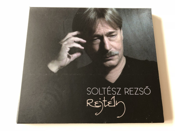 Soltész Rezső - Rejtély / Audio CD 2008 / Soltész Rezső magyar énekes, dalszerző, szövegíró / A lemezen közreműködnek: Hárs Viktor, Borlai Gergő, Gyenge Lajos, László Attila, Wolf Péter, Borbély Mihály, Schreck Ferenc, Bujtor Balázs, Wolf Kata (5990040021002)