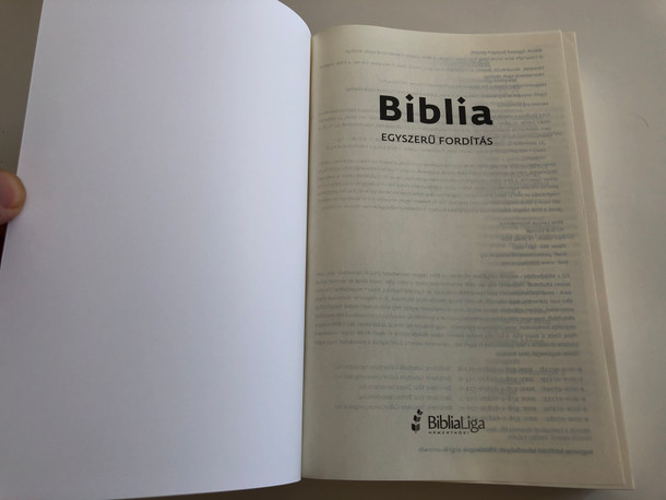 Biblia - Egyszerű fordítás (EFO) / Hungarian Easy to Read Version Bible / Biblia Liga - Bible League International 2013 / Paperback / Hun ERV Bible (9781618707260) 