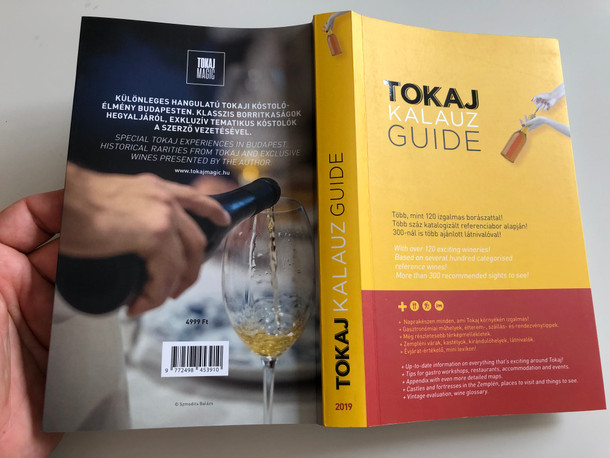 Tokaj kalauz - Tokaj Guide by Ripka Gergely / Több mint 120 izgalmas borászattal - With over 120 exciting wineries / Up-to-date information on everything that's exciting around Tokaj! / Tokaj Magic 2019 / Paperback (9772498453910)