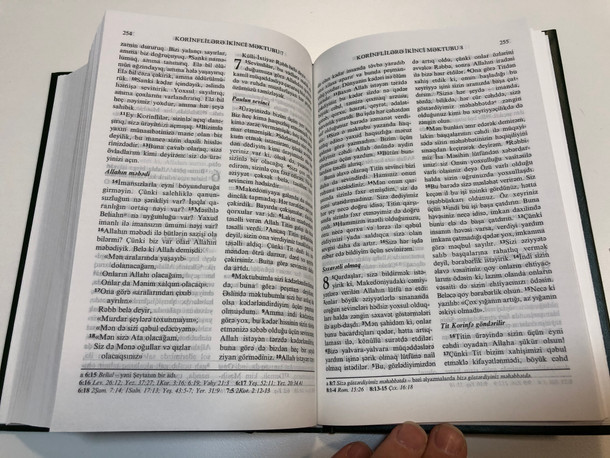 Azeri Holy Bible - Müqəddəs Kitab / The Holy Bible in Azerbaijani Latin / United Bible Societies 2012 / Hardcover green (9783869543314)