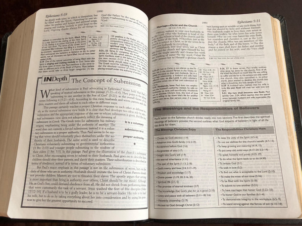 The Nelson Study Bible NKJV with Nelson's Complete Study / This study Bible is based on the best English translation for study purposes, the NKJV / Cross-References - Prophetic Stars - Annotations - InDepth Articles - QuickView Charts (0840715994)