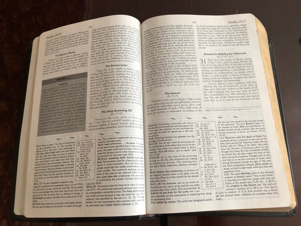 The Nelson Study Bible NKJV with Nelson's Complete Study / This study Bible is based on the best English translation for study purposes, the NKJV / Cross-References - Prophetic Stars - Annotations - InDepth Articles - QuickView Charts (0840715994)