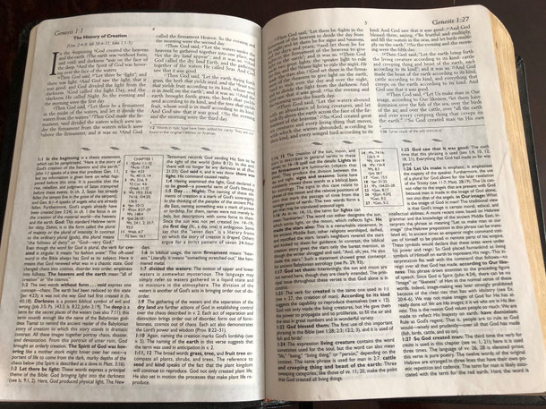 The Nelson Study Bible NKJV with Nelson's Complete Study / This study Bible is based on the best English translation for study purposes, the NKJV / Cross-References - Prophetic Stars - Annotations - InDepth Articles - QuickView Charts (0840715994)