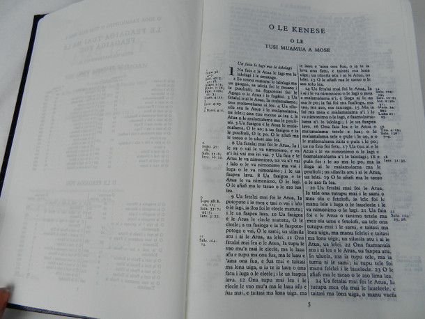The Holy Bible in Samoan - New Revised Edition / O Le Tusi Paia - Large Print Bible, Stylish Black Cover, Golden Edges, Cross References