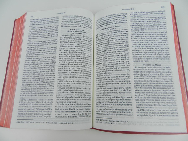 Kiembu Language Bible, 062P Maroon Vinyl Cover / Ivuku Ria Uvoro Uria Mwaro: Kirikaniro Kiria Gikuru Na Kiria Giceru