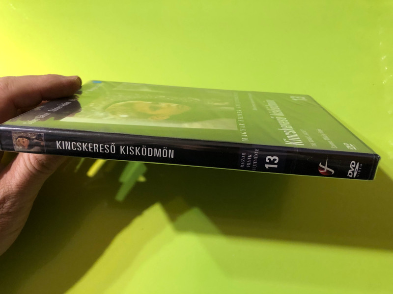 Kincskereső Kisködmön DVD The Magic Jacket / Directed by Szemes Mihály / Starring: Szűcs Gábor, Bihari József, Gruber István / Móra Ferenc regénye alapján / Magyar Filmek gyűjteménye (2016) (5999546331172)