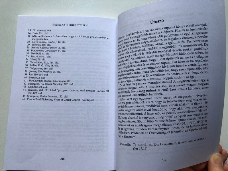 Hiszek az igehirdetésben - HIDAT VERNI A BIBLIA VILÁGA ÉS A MAI VILÁG KÖZÖTT by JOHN STOTT - HUNGARIAN TRANSLATION OF I Believe in Preaching (9789632884240)