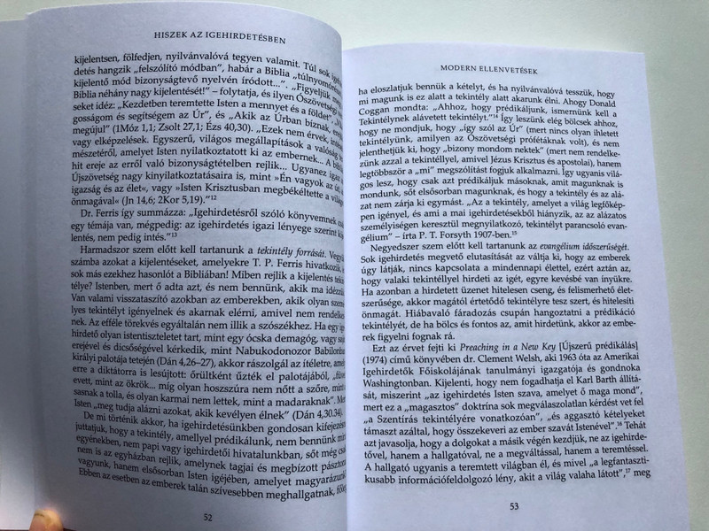 Hiszek az igehirdetésben - HIDAT VERNI A BIBLIA VILÁGA ÉS A MAI VILÁG KÖZÖTT by JOHN STOTT - HUNGARIAN TRANSLATION OF I Believe in Preaching (9789632884240)