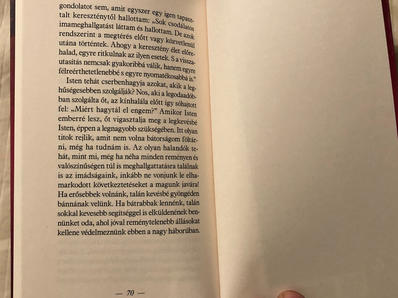 Esszék a kereszténységről by C. S. LEWIS - HUNGARIAN TRANSLATION OF Essay Collection: Faith, Christianity and the Church / The definitive collection of religious essays by C.S. Lewis (9789632881904)