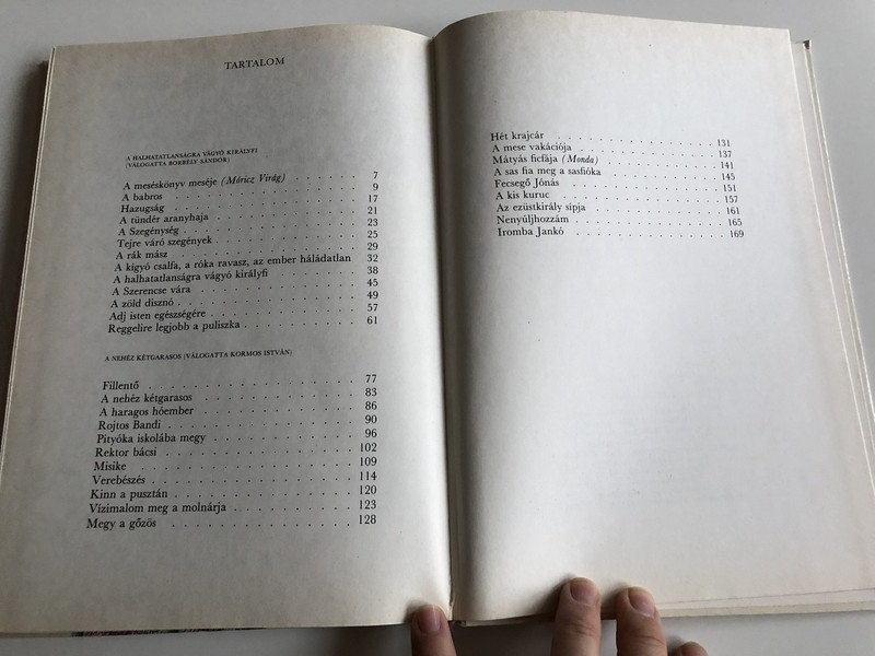 Móricz Zsigmond : A halhatatlanságra vágyó királyfi -A nehéz kétgarasos / Eszik Alajos Rajszaival / HUNGARIAN LANGUAGE EDITION HARDCOVER BOOK FOR CHILDREN / 5. felújított, bővített kiadás - 5th Edition (9631137473)