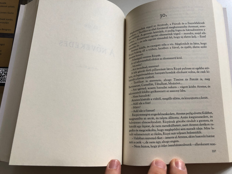 Ha eljön a hajnal - AZ OROSZLÁN JELE III by FRANCINE RIVERS - HUNGARIAN TRANSLATION OF As Sure as the Dawn (Mark of the Lion #3)  How the love of God change the life of a german gladiator (9789632883984