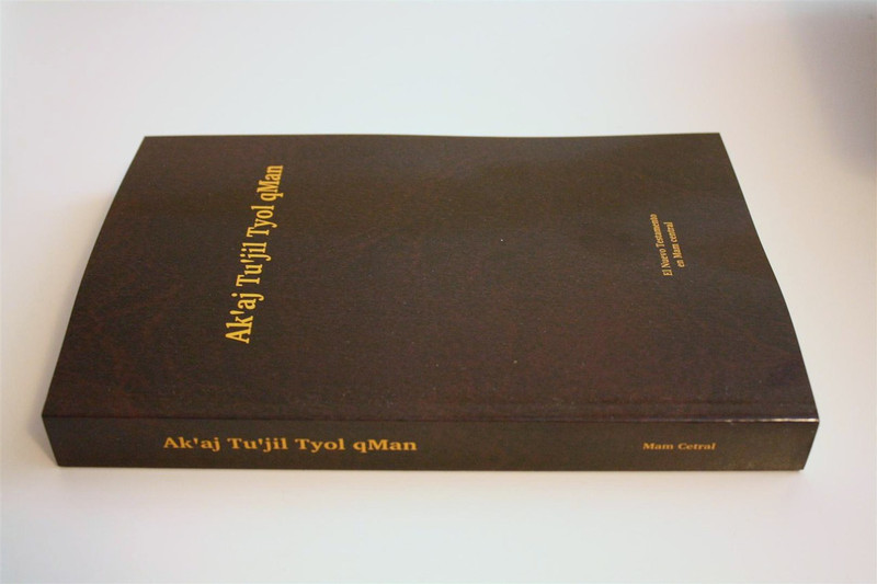 New Testament in Mam Central, a language of Guatemala / Mam Central Nuevo tes...