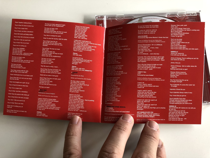 High School Musical 3: Senior Year / AUDIO CD 2008 / An original Walt Disney Records Soundtrack / Now Or Never, Right Here, Right Now, I Want It All... (5099923572225) 