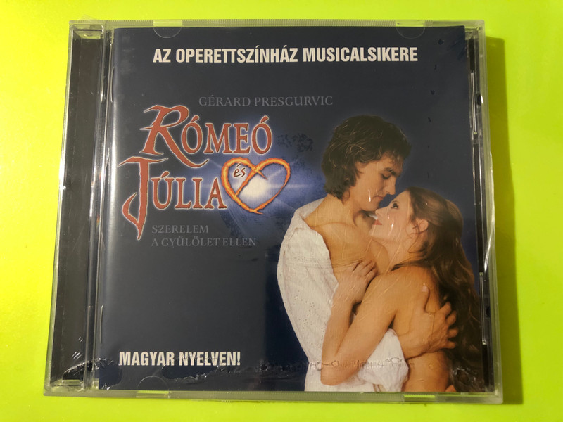 Rómeó és Júlia - Szerelem a gyűlölet ellen MAGYAR NYELVEN! / Audio CD 2004 / Romeo & Juliet From Hatred to Love / Gérard Presgurvic Musicalének legszebb dalai / Hungarian version of the Musical by Gérard Presgurvic (5999517155332)
