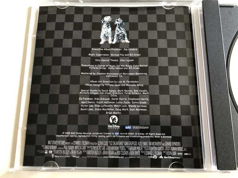 Glenn Close - Disney's 102 Dalmatians / Audio CD 2000 / Music from and Inspired by the Film / edel Records GmbH (4029758221921)
