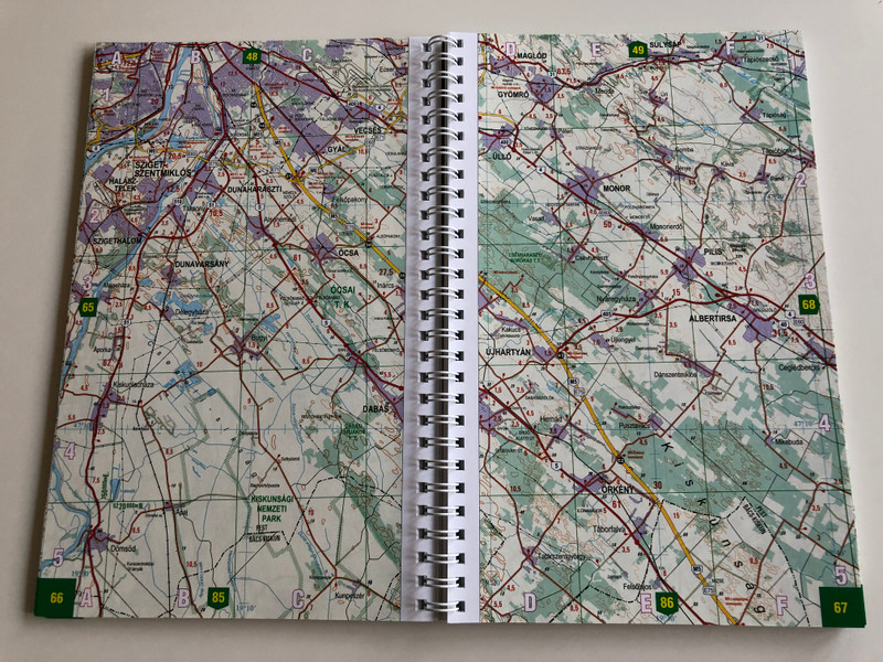 Hungary - road atlas / Magyarország - autóatlasz / Ungarn - autoatlas / Topomap / English, German, Hungarian Road atlas of Hungary / 1 : 200.000 (9789632573618)