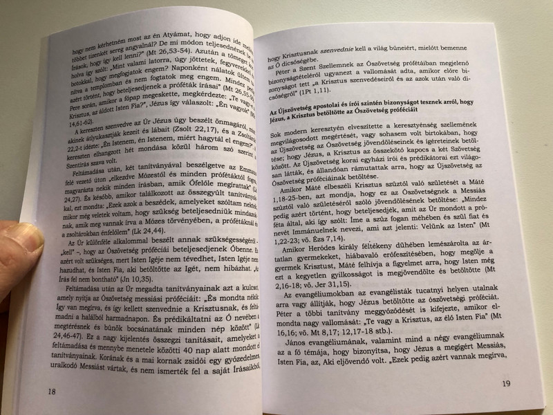 A próféták ma is szólnak by FRED JOHN MELDAU - Hungarian translation of The Prophets Still Speak : Messiah In Both Testaments (963920952X) 