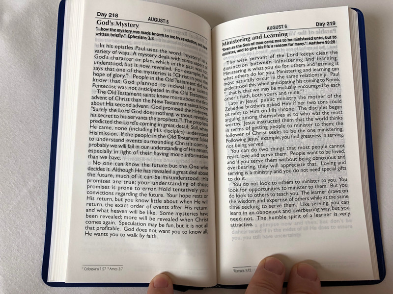 Thoughts from the diary of a desperate man - a daily devotional by Walter A. Henrichsen / 12th Edition / Leadership foundation / Blue Pvc cover / 2011 (0970437420)